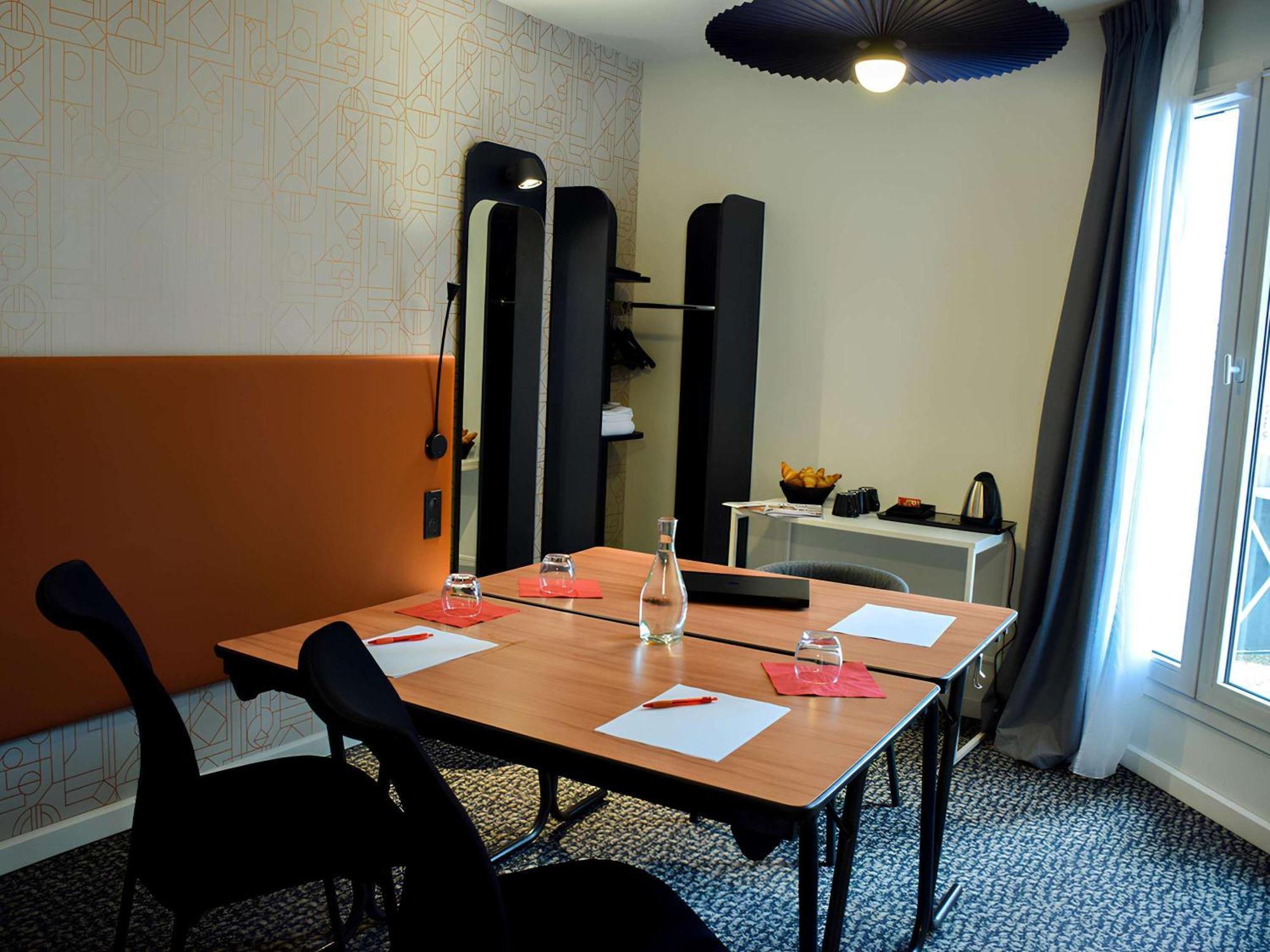 Hotel ibis Rodez Centre Exterior foto